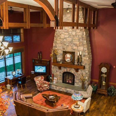 Timberlake Lodge Grand Rapids Esterno foto