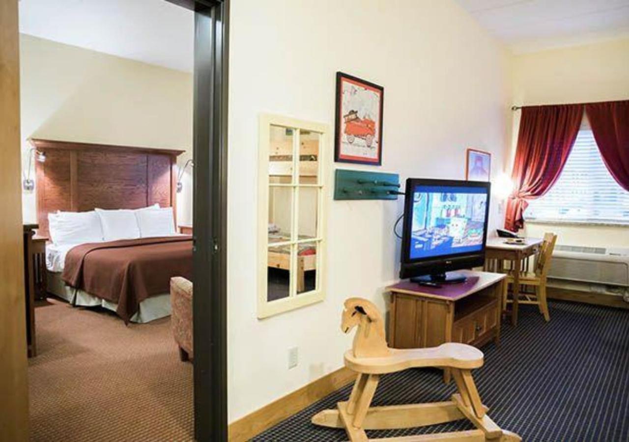 Timberlake Lodge Grand Rapids Esterno foto